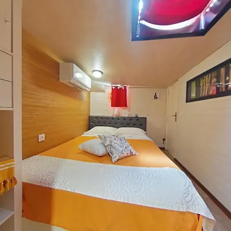 بيت ضيافة Peniche Mirage, Cabine Caravelle *